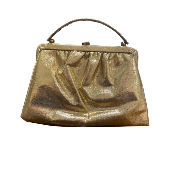 Vintage evening bag unbranded.  Gold lame with a metal handle and kiss clasp P7 - Picture 2 of 4